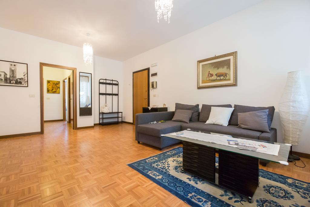 Bolognina Central Apartment Bologna Eksteriør billede
