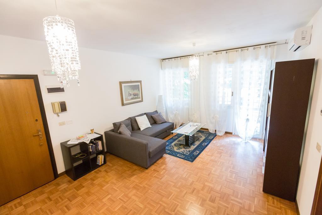 Bolognina Central Apartment Bologna Eksteriør billede